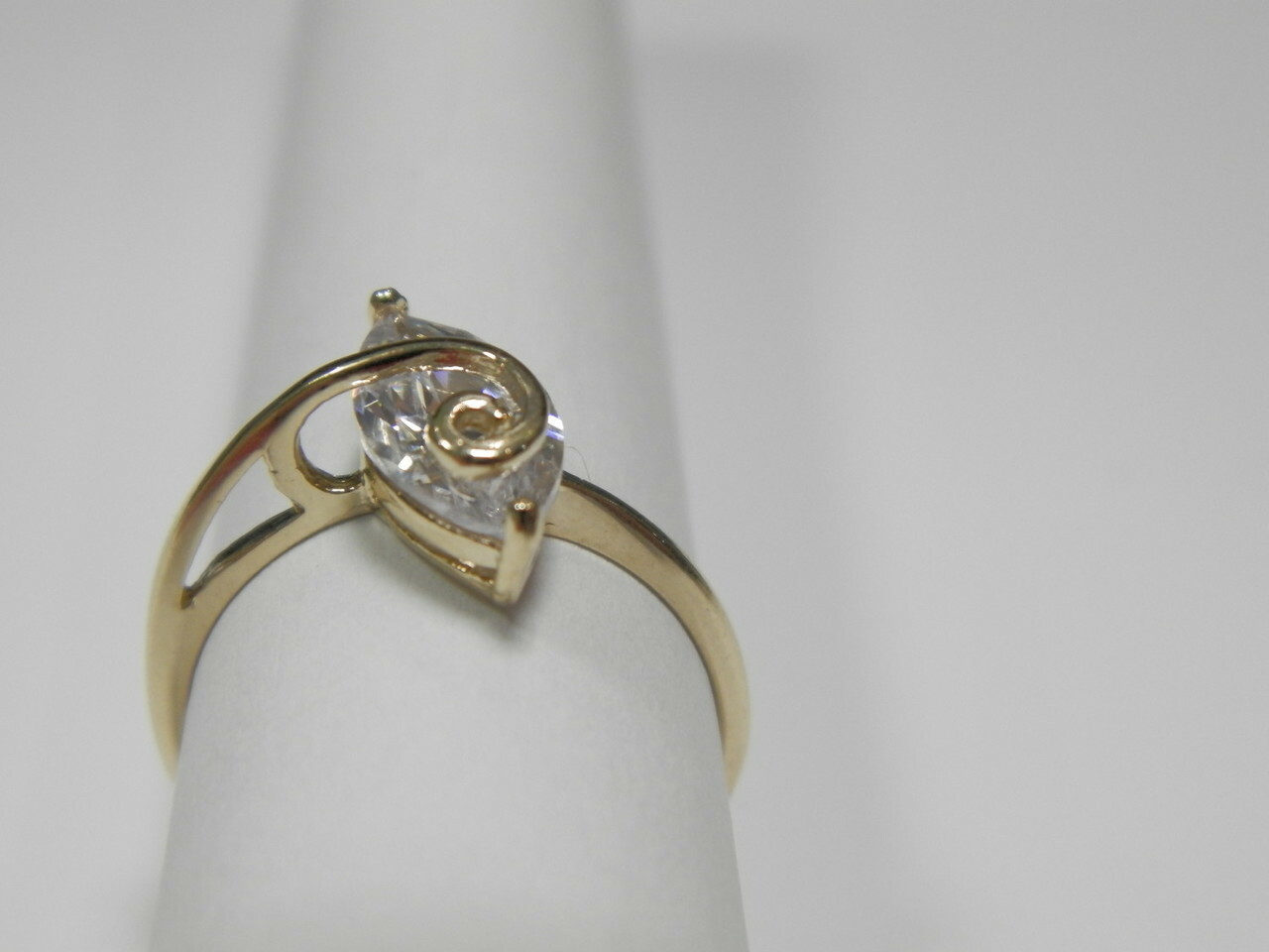 zloty-pierscionek-237g-pr-585-z-cyrkonia-waga-154