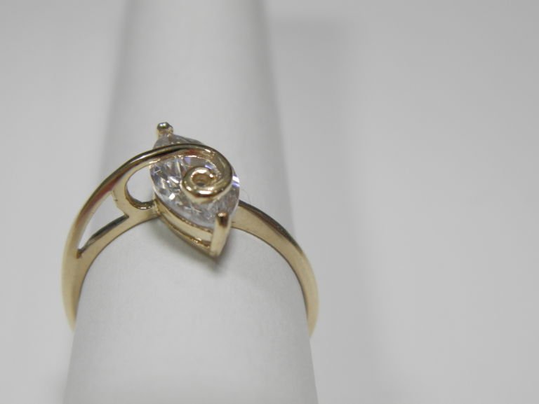 zloty-pierscionek-237g-pr-585-z-cyrkonia-waga-154