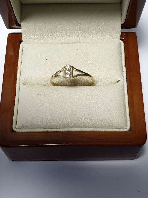 zloto-pierscionek-rodzaj-wyrob-jubilerski