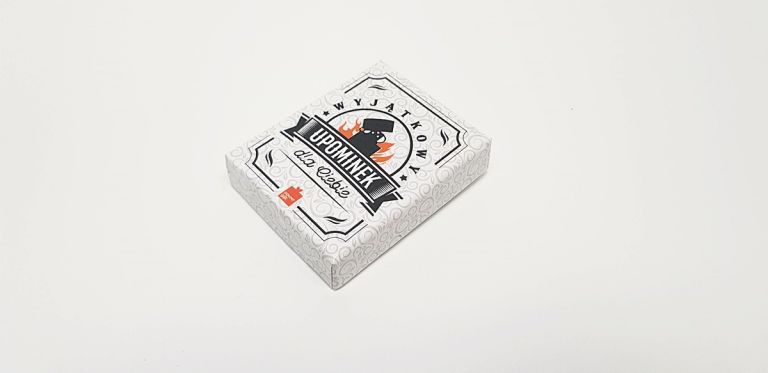 zapalniczka-gazowa-pudelko-prezent-upominek-hubska-82-wroclaw