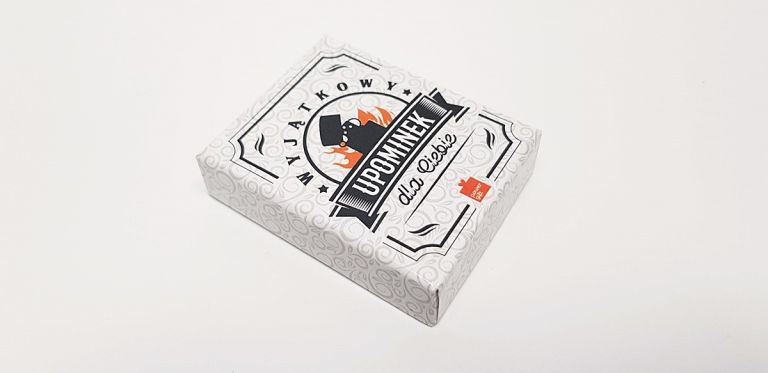 zapalniczka-gazowa-pudelko-prezent-upominek-hubska-82-wroclaw