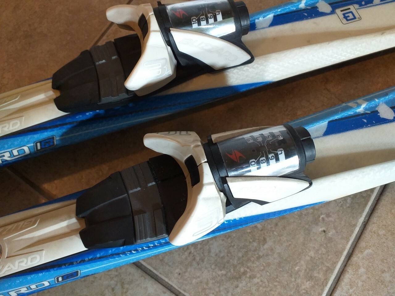 narty-blizzard-159-buty-narciarskie-rossignol-marka-blizzard