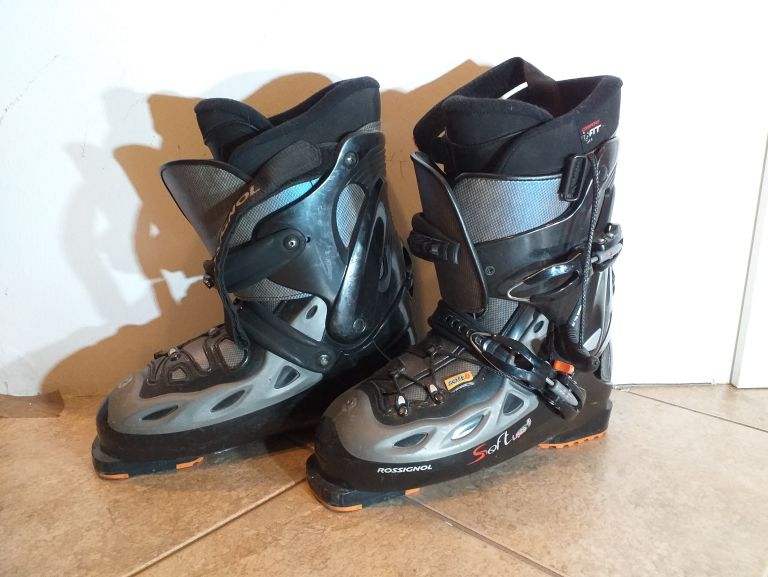 narty-blizzard-159-buty-narciarskie-rossignol-kolor-dominujacy-bialy