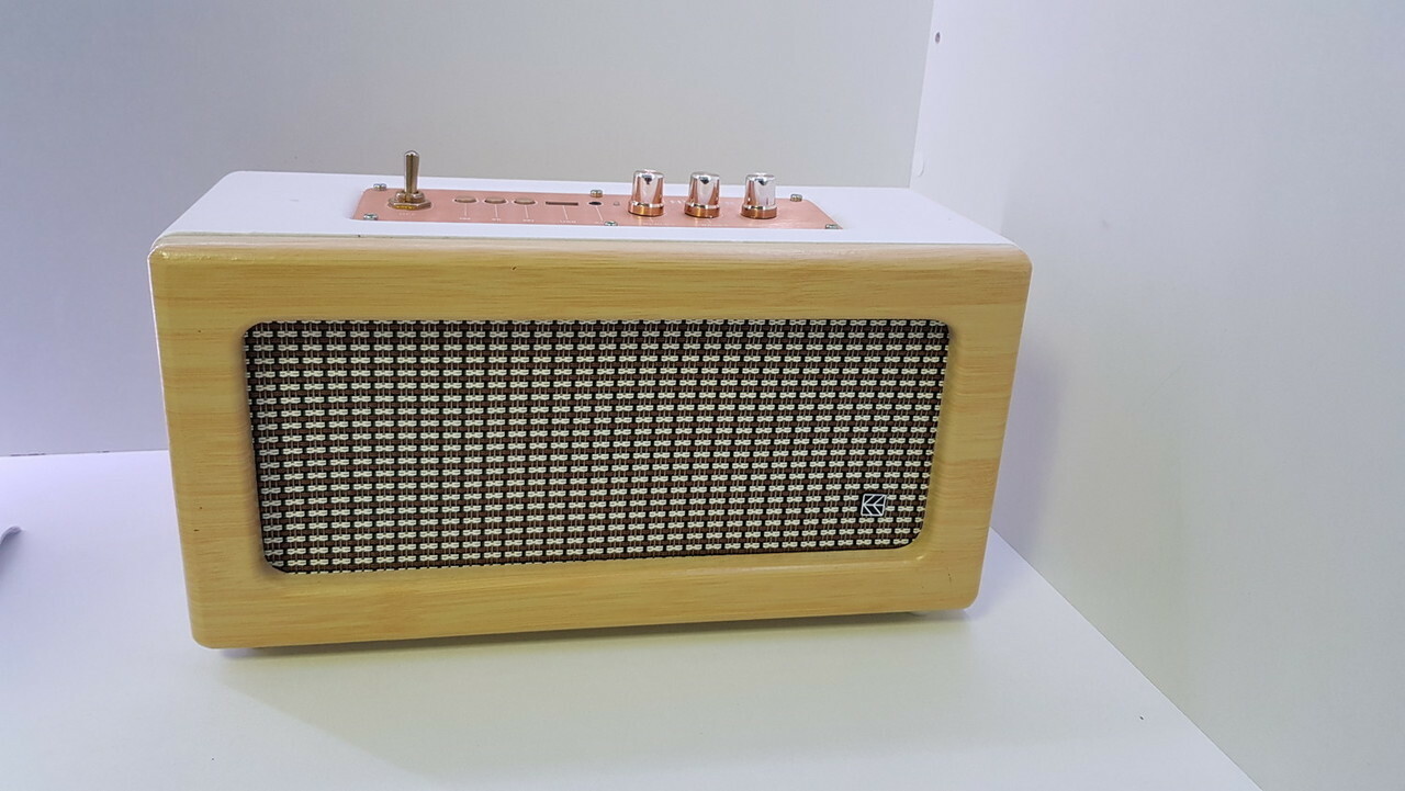 glosnik-bluetooth-hykker-retro-zasilanie-akumulatorowe