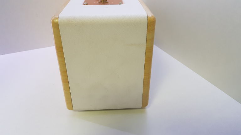 glosnik-bluetooth-hykker-retro-marka-inna