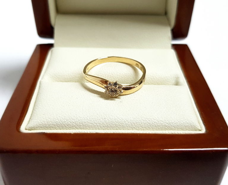 piekny-zloty-pierscionek-p585-143g-r14-stan-uzywany