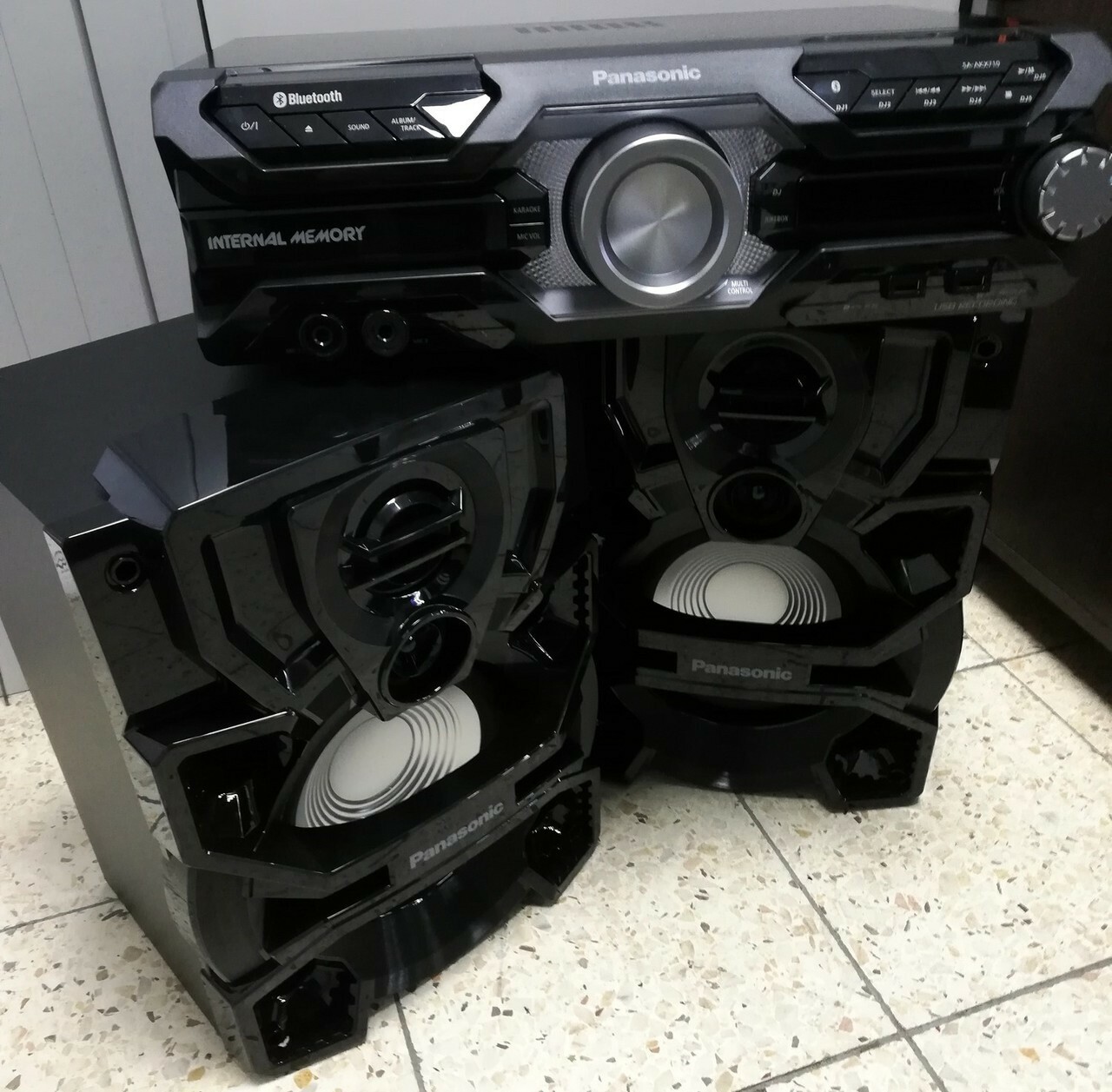 wieza-panasonic-sc-akx710-okazja-komunikacja-bluetooth