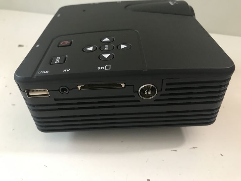 nexa-mini-projektor-h80-komplet-technologia-wyswietlania-led