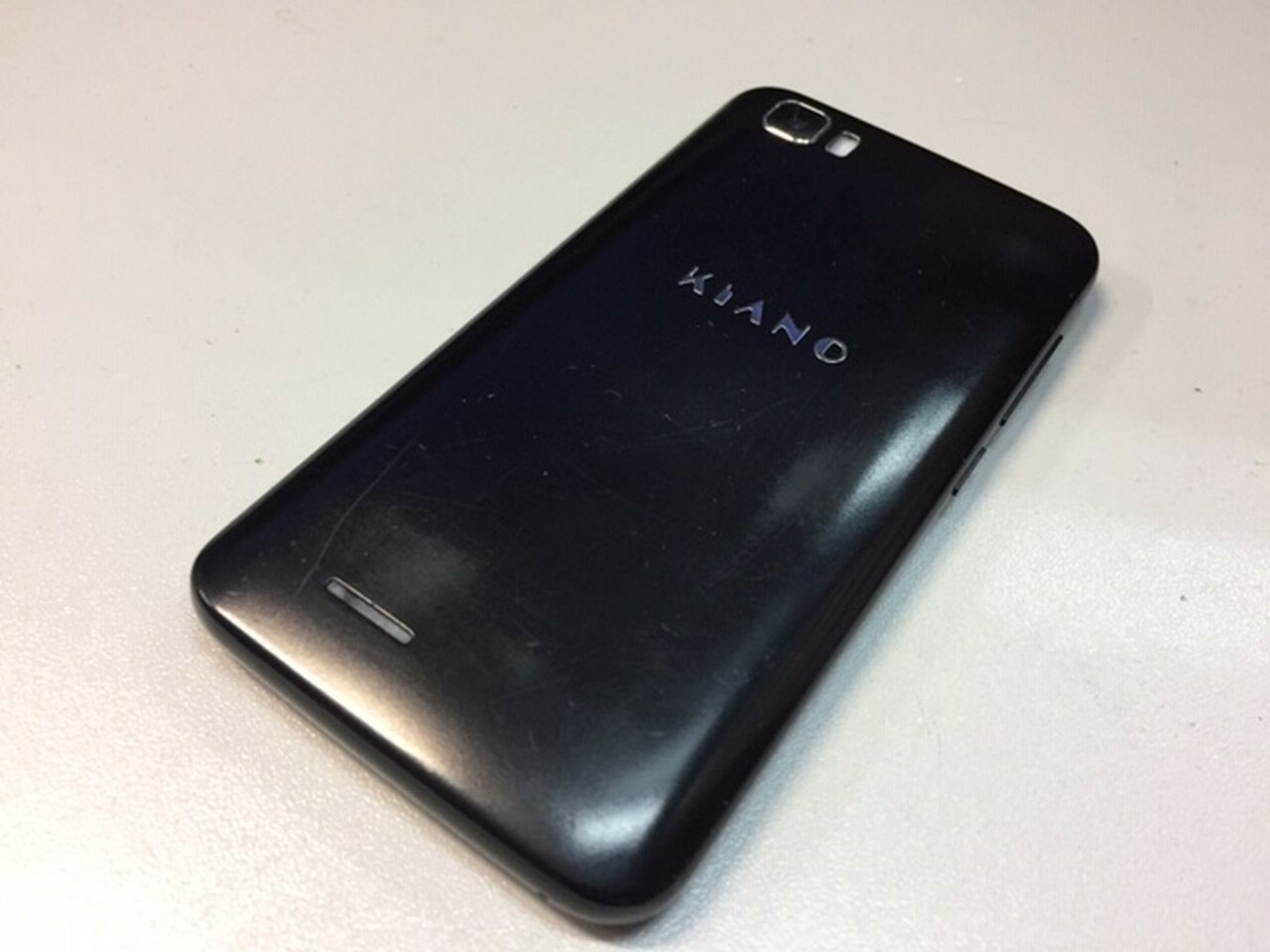 telefon-kiano-elegance-40-typ-telefon-komorkowy