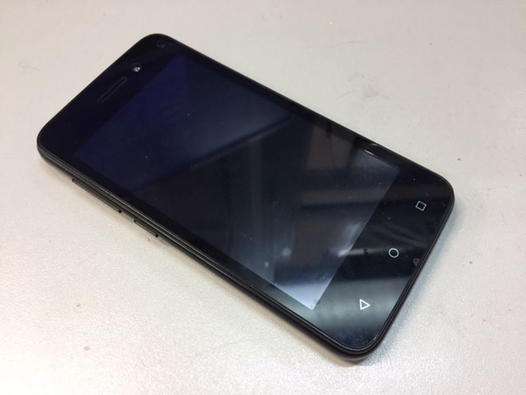 telefon-kiano-elegance-40-stan-uszkodzony