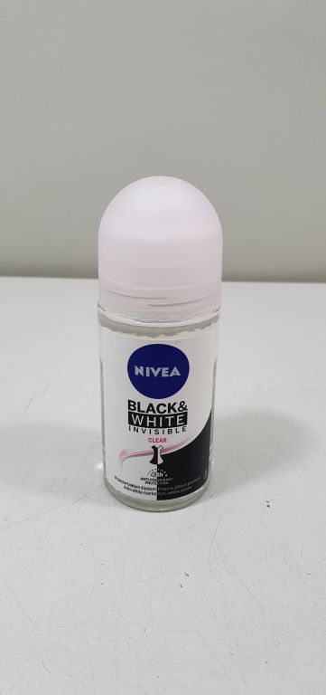 NIVEA BLACK&WHITE CLEAR
