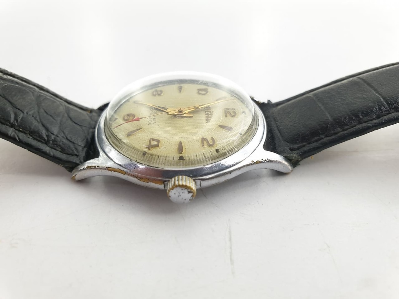 stary-zegarek-delbana-incabloc-114153-ksztalt-koperty-okragla