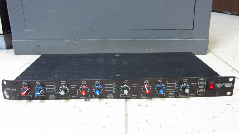 formula-sound-zmr-243-mixer-at-warto-armii-krajowej-38-tczew