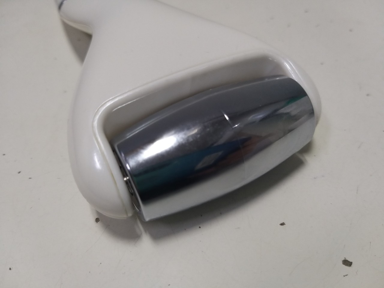 hoffen-soniczny-masazer-do-twarzy-zasilanie-bateryjne