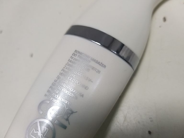 hoffen-soniczny-masazer-do-twarzy-marka-inna-marka