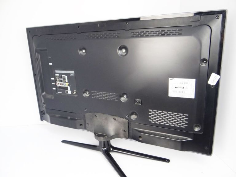TV SAMSUNG UE40ES6100+PILOT
