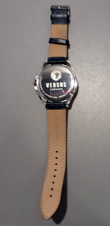 ZEGAREK VERSUS VERSACE VSP060218