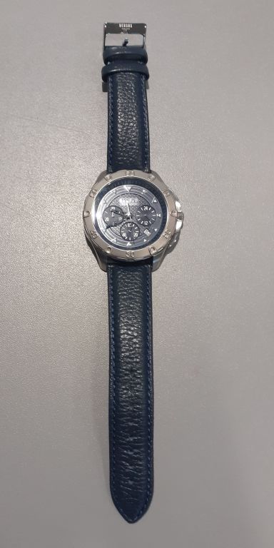 ZEGAREK VERSUS VERSACE VSP060218