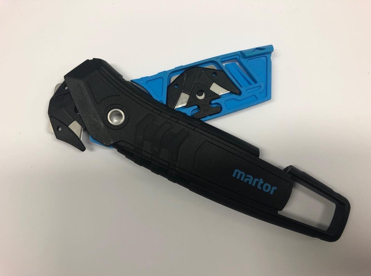 Martor Secumax 350 Concealed Blade Safety Cutter