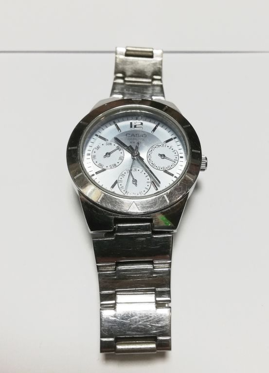 WODOODPORNY ZEGAREK CASIO LTP-2069
