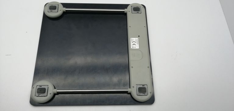 waga-lazienkowa-szklana-black-night-stan-11323-2