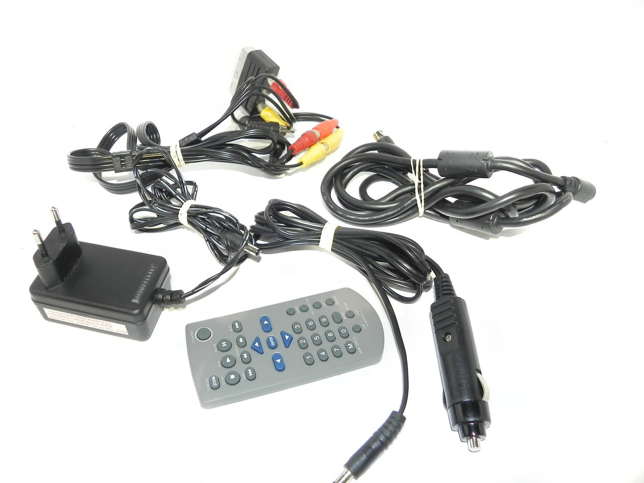 dvd-samochodowe-scott-2-monitory-pilot-zestaw-stan-uzywany