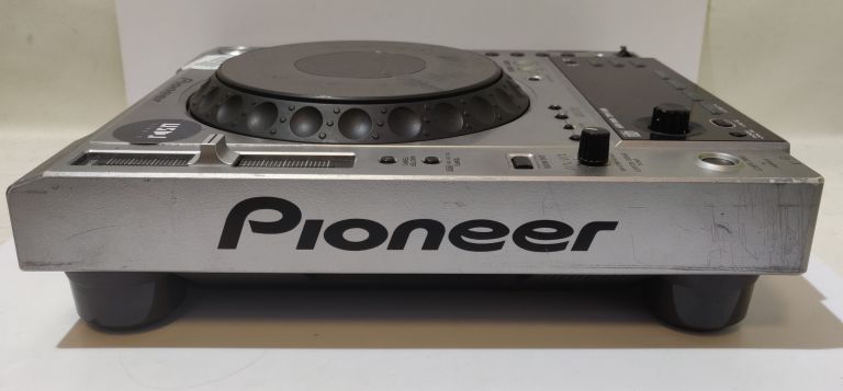 CD PLAYER PIONEER CDJ 850-S