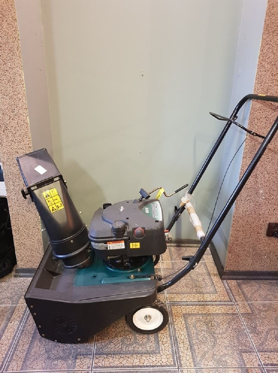 odsniezarka-nac-murray-bs-650-snow-series-przybyszewskiego-104-lodz