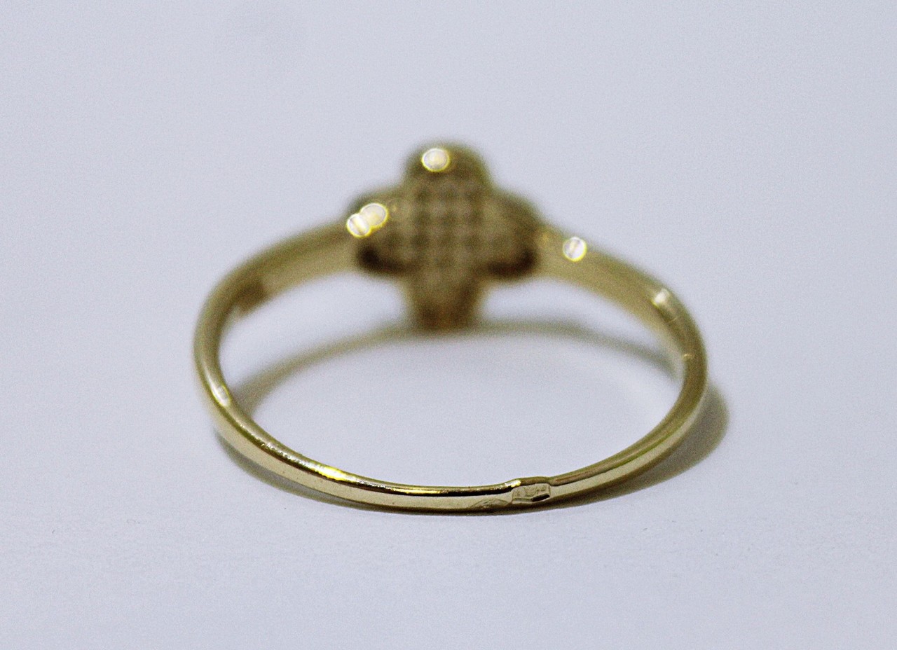 piersconek-koniczynka-biale-kamienie-212g-r21-585-rodzaj-2205-2