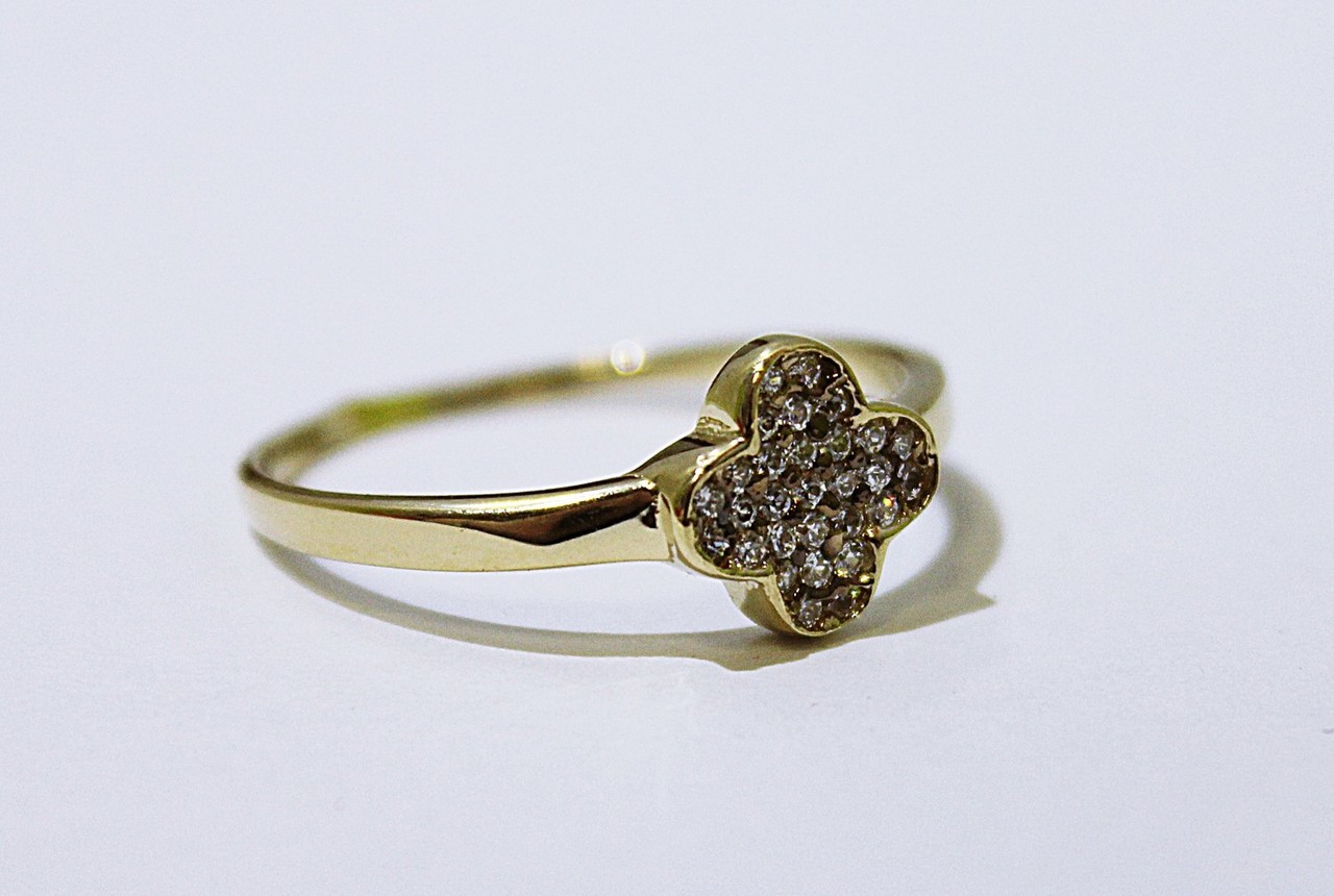 piersconek-koniczynka-biale-kamienie-212g-r21-585-kamien-17088-128