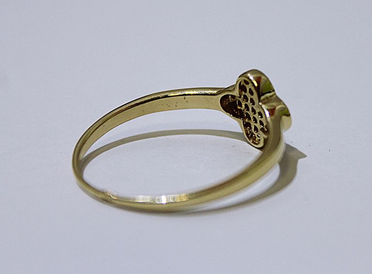 piersconek-koniczynka-biale-kamienie-212g-r21-585-material-15835-2