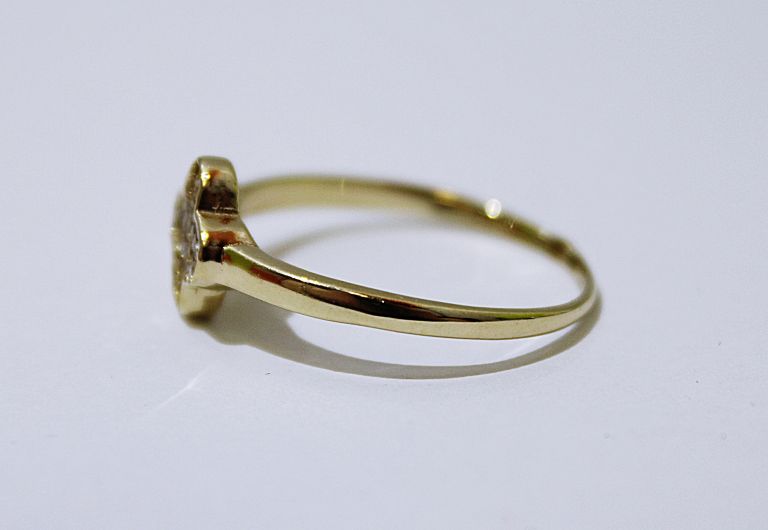 piersconek-koniczynka-biale-kamienie-212g-r21-585-ean-gtin-5905868206227