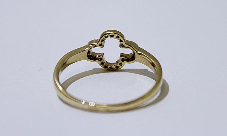 pierscionek-koniczyna-bez-wypelnienia-180g-r16-material-15835-2