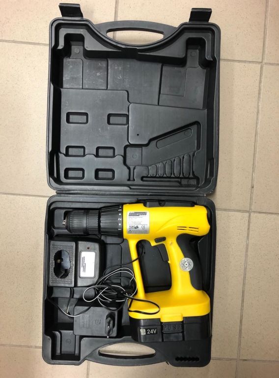 wkretarka-mannesmann-24v-walizka-pojemnosc-akumulatora-10