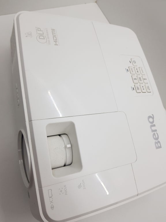 projektor-benq-ms524zasilaczpilot-kolor-bialy