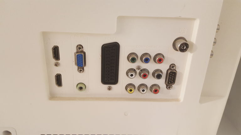 SHARP 26LE430 DVB-T MPEG-4 USZKODZONY