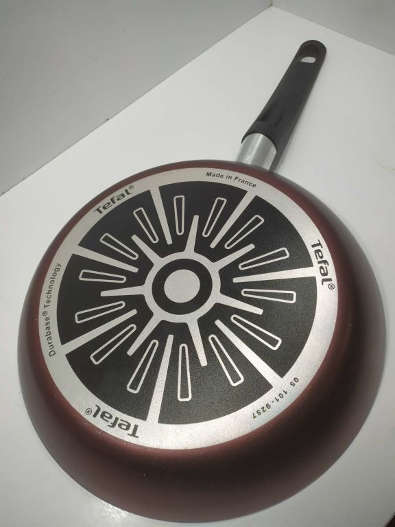 patelnia-tefal-05-101-9257-stan-powystawowy
