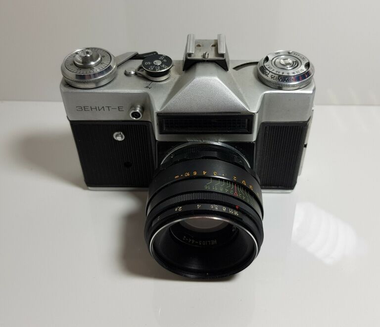aparat-zenit-3ehnt-e-obiektyw-helios-44-2-stan-uzywany