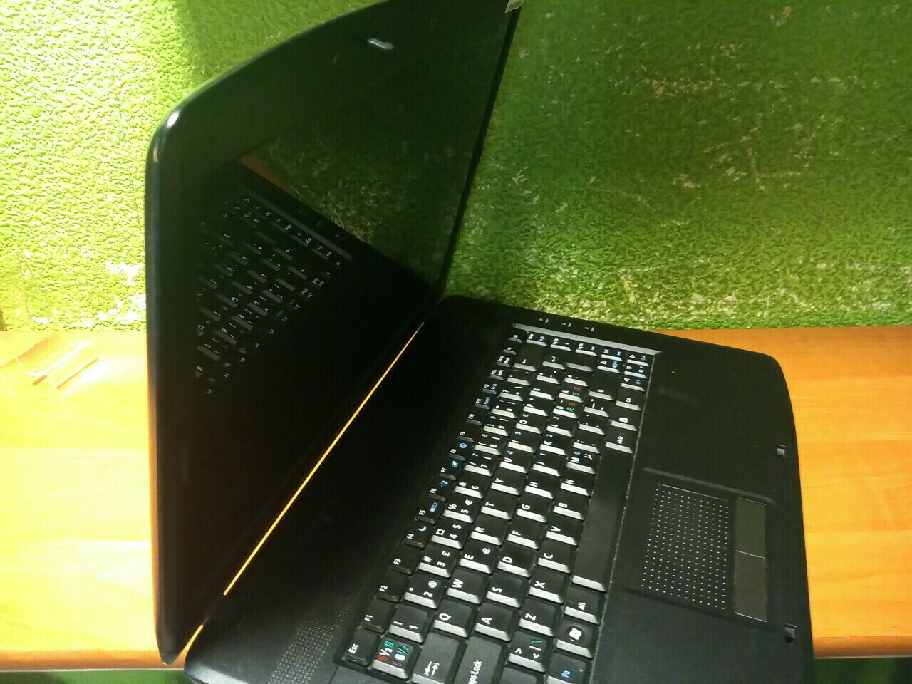 laptop-emachines-e520-przekatna-ekranu-15