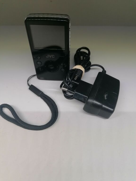 KAMERA JVC PICSIO GC-FM1
