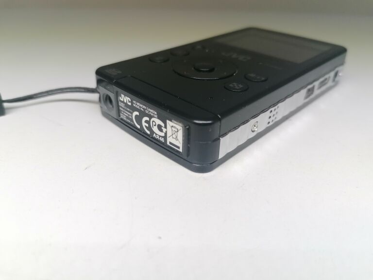 KAMERA JVC PICSIO GC-FM1