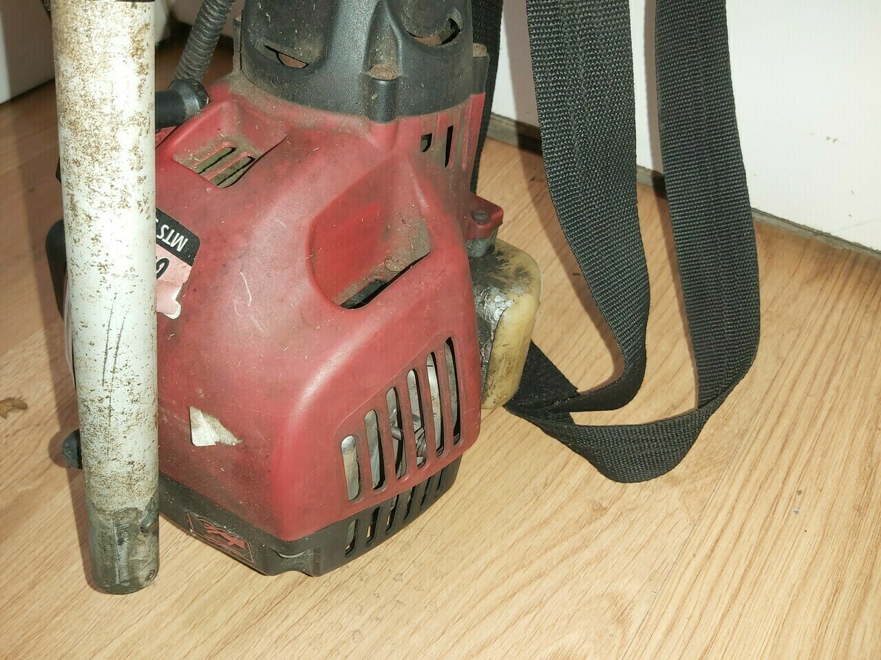 podkaszarka-kosa-spalinowa-grizzly-mts-309-opis-zasilanie-spalinowe