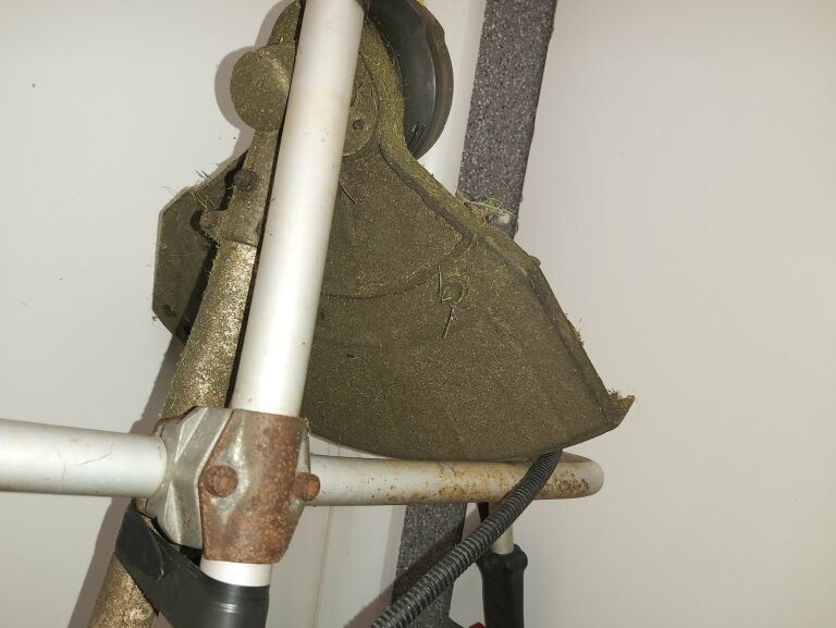 podkaszarka-kosa-spalinowa-grizzly-mts-309-opis-kosciuszki-43-myszkow