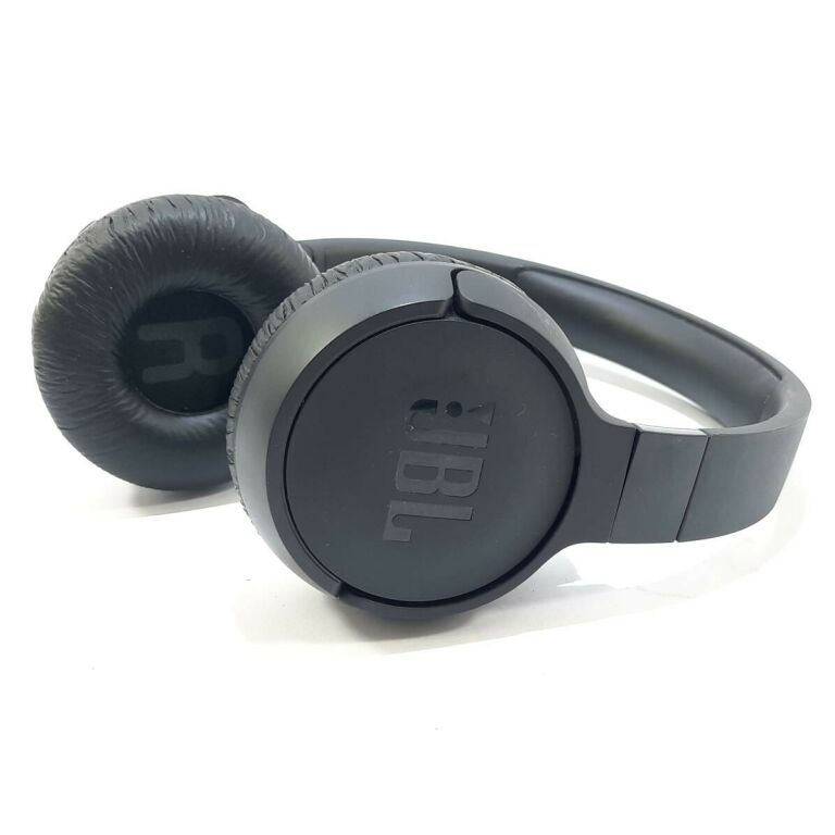SŁUCHAWKI JBL 660 BTNC