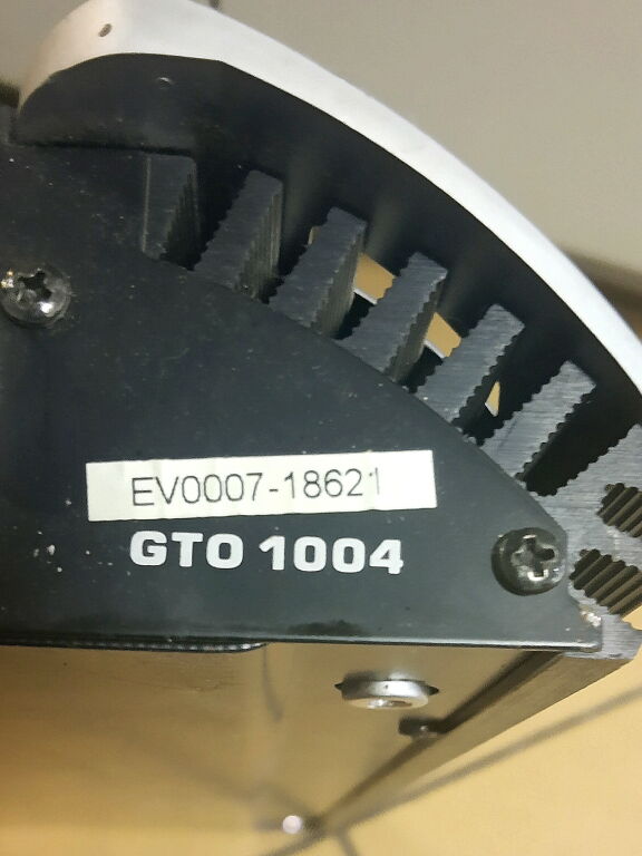 wzmacniacz-samochodowy-jbl-gto1004-model-gto1004