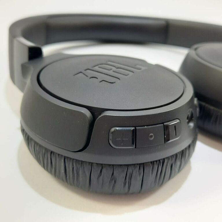 SŁUCHAWKI JBL 660 BTNC