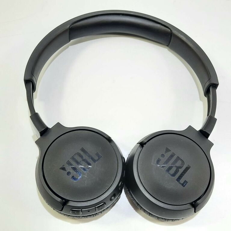 SŁUCHAWKI JBL 660 BTNC