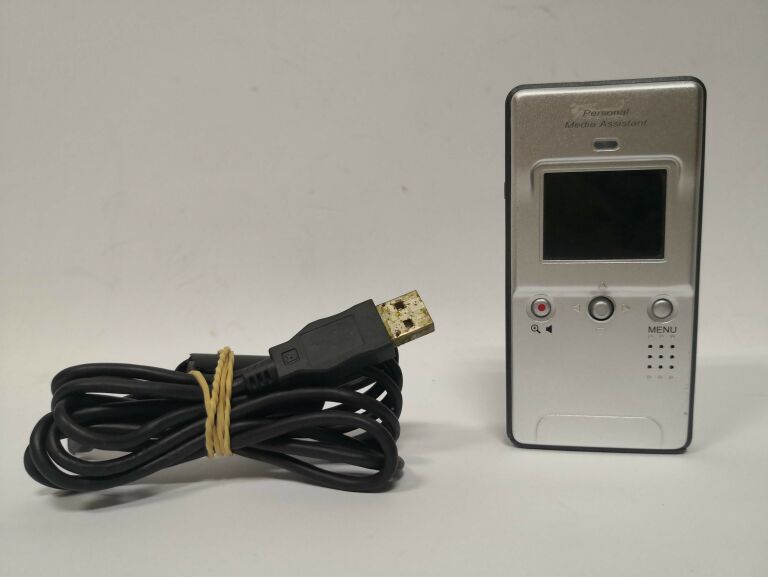 ODTWARZACZ MP4 MP3 DYKTAFON KAMERA APARAT MEDION