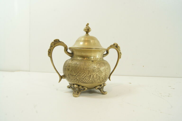 zabytkowa-pieknie-zdobiona-cukiernica-ratuszowa-5-szamotuly