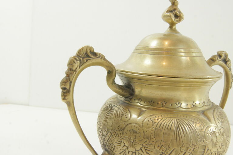 zabytkowa-pieknie-zdobiona-cukiernica-ratuszowa-5-szamotuly